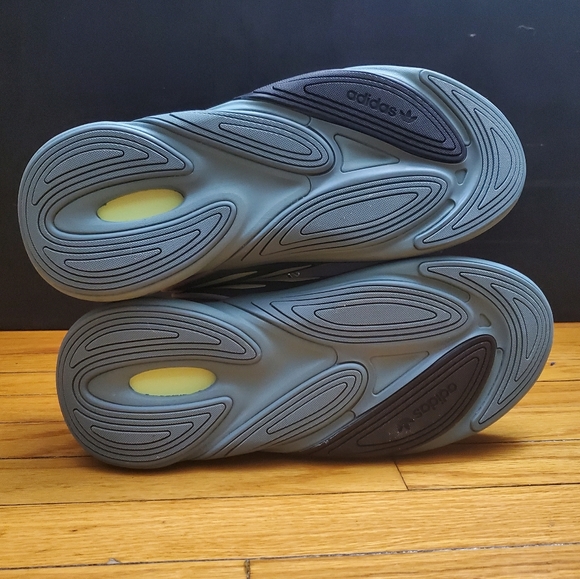 Adidas Ozelia shoes men's sz 9 - Picture 8 of 9